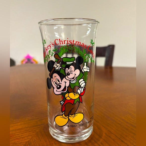 Coca-Cola Mickey's Christmas Carol Glasses 1982‎ Mickey - Picture 1 of 2